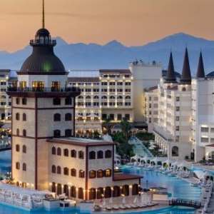 Titanic Mardan Palace