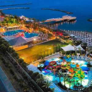 Long Beach Resosrt & Spa